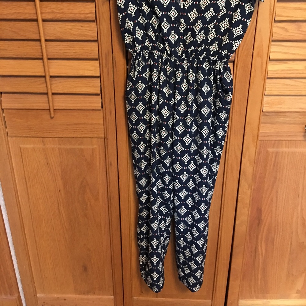 Romper - Picture 2 of 3